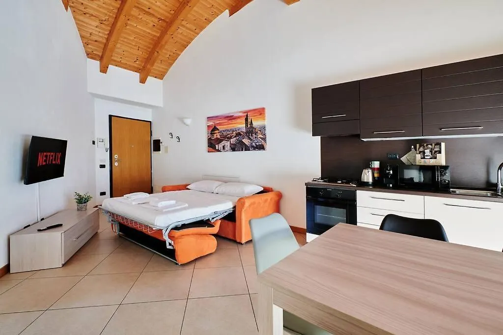 Apartament Airport 8 Min A/C - Netflix- Free Parking Bergamo Włochy