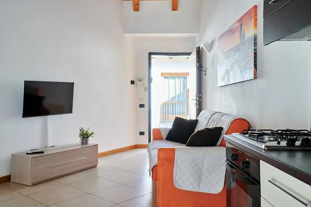 Apartament Airport 8 Min A/C - Netflix- Free Parking Bergamo Włochy